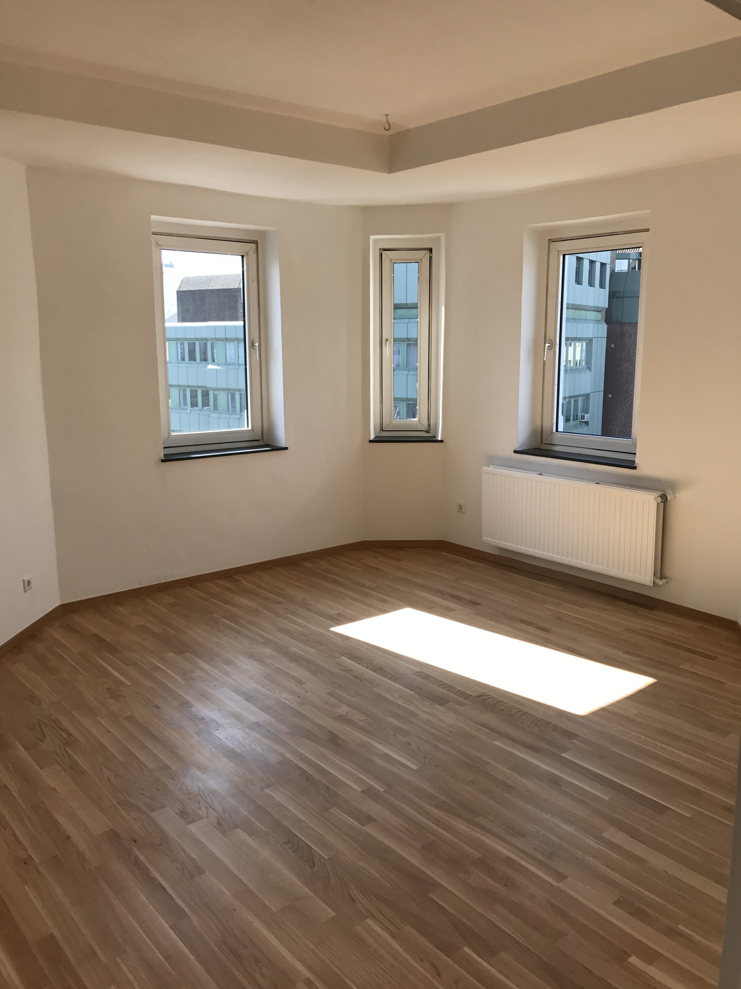 Rund um Panorama im City DG – Schöner Wohnen!!, 41460 Neuss, Wohnung